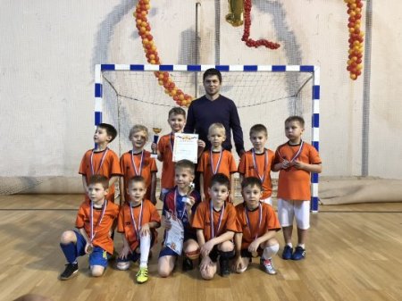 В Озёрах состоялся турнир по мини-футболу среди детских команд, посвящённый Всемирному Дню футбола